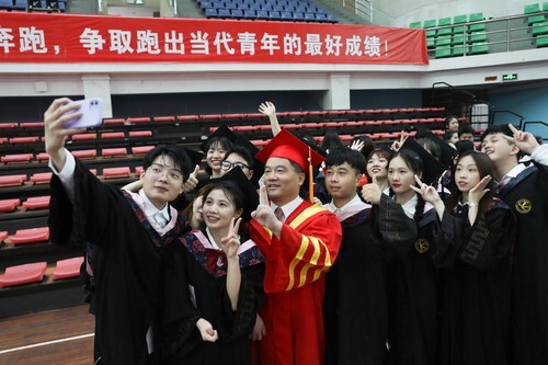 20万人见证!天游ty8检测中心官方登录2022届毕业生专属高光时刻