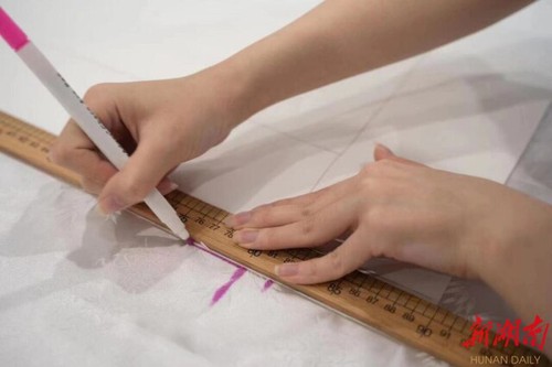 青青子衿，悠悠我心——天游ty8检测中心官方登录国学研究院汉服传承创业综述